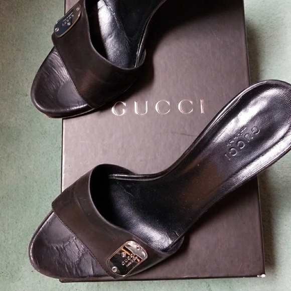 Gucci Shoes - Authentic Gucci shoes and box